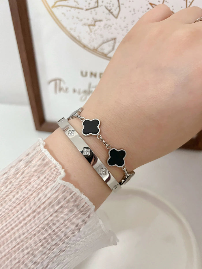 Multi Black Onyx Clover Bracelet - camillaboutiqueshop