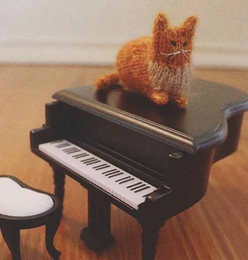 Victorian Housecats to Knit