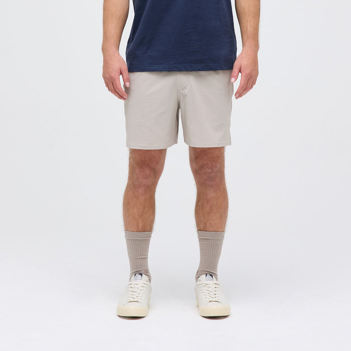COMPLEX HYBRID SHORT 5 IN