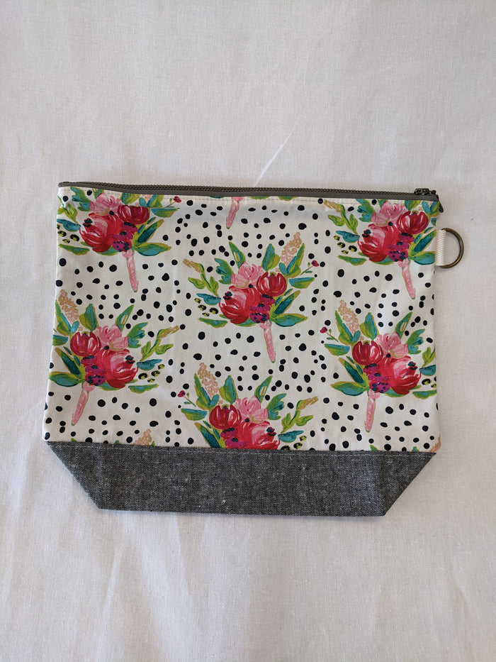 Contrast Bottom Bag