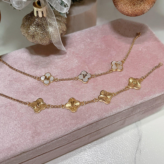Custom Name Clover Necklace -Textured - camillaboutiqueshop