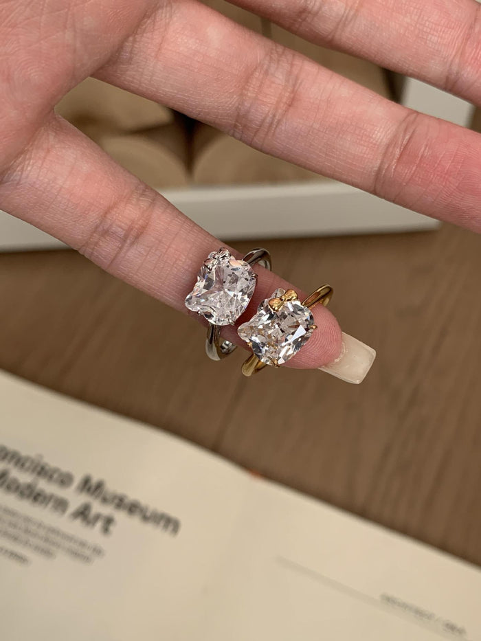 Diamond HK Ring & Earrings -camillaboutiqueshop