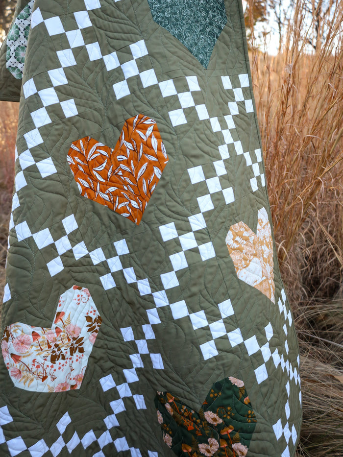 Heirloom Hearts Quilt Pattern