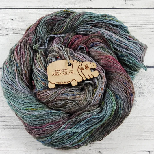 Katrinkles Hippo Yarn Cutter