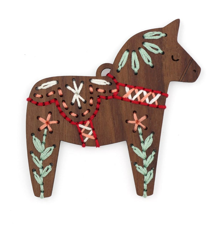 Kiriki DIY Stitched Gingerbread Wooden Ornament Kits