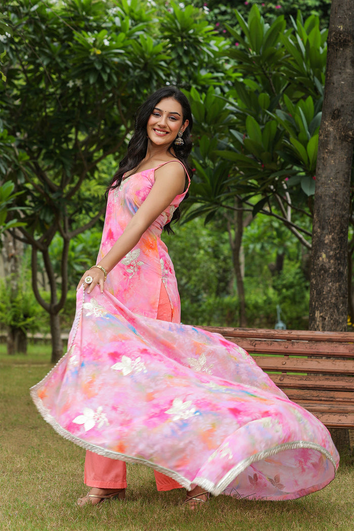 <img> Multicolour Pink Georgette Floral Embroidered Kurti Set