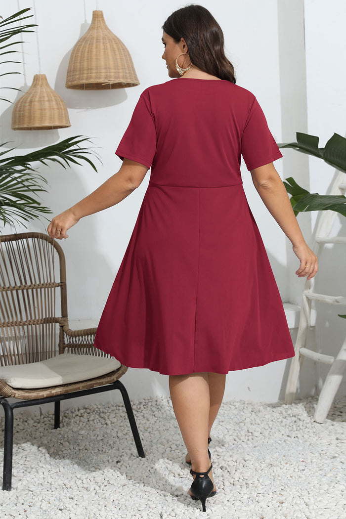 Plus Size Round Neck Openwork Dress - Dresse