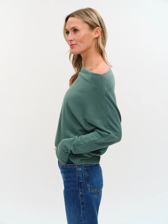 six fifty  the anywhere top [evergreen]