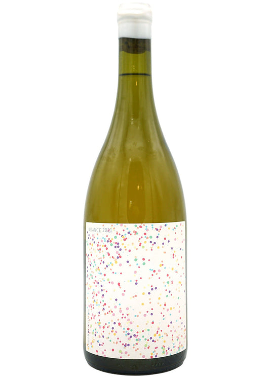 The Other Right Nuance 2021; Natural wine at La Cabane in Hong Kong