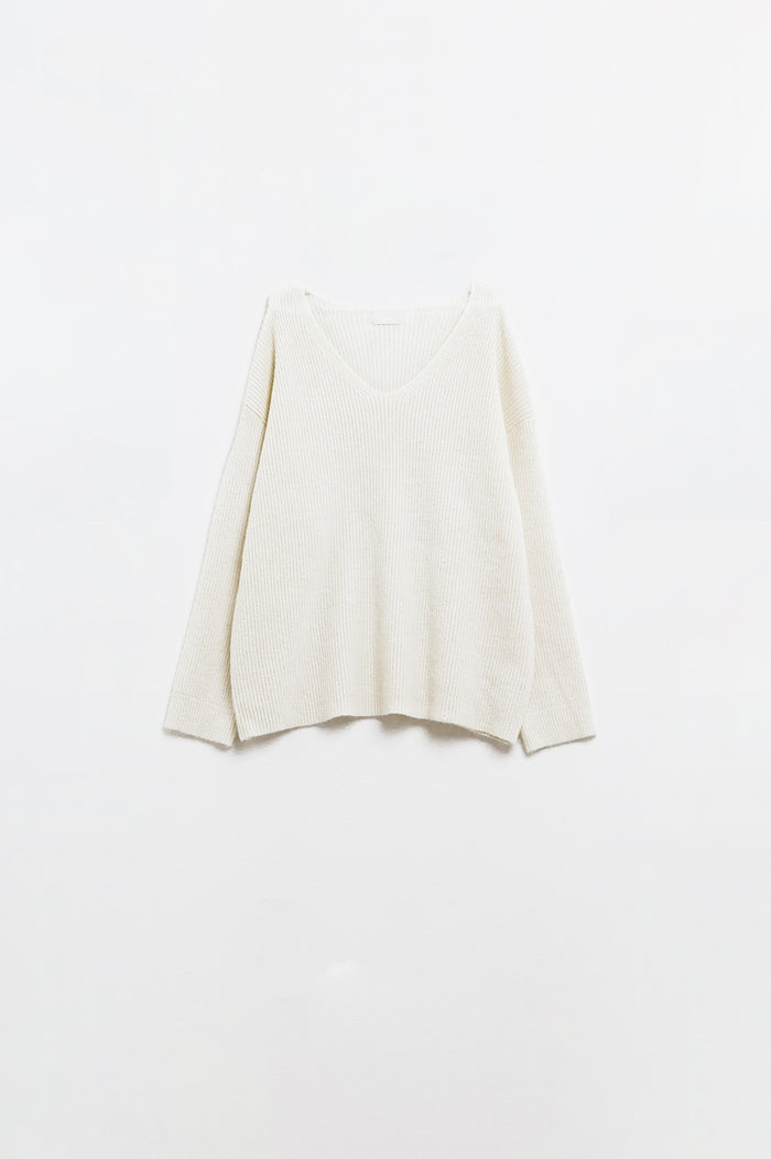 White over sized knit sweater