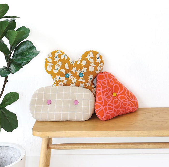 Zakka Sewn: Stitch, Quilt, Share & Love
